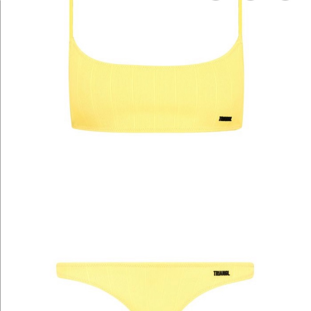 WANTED !!! Yellow triangl bikini in lemon S or M